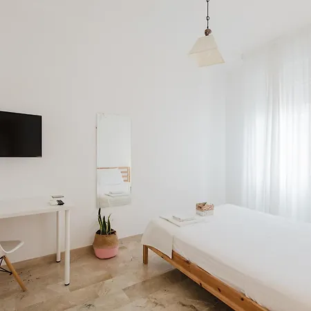 La Finestra Sul Porto Bed & Breakfast 3*